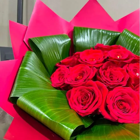 Ramo de 15 rosas rojas importadas 
